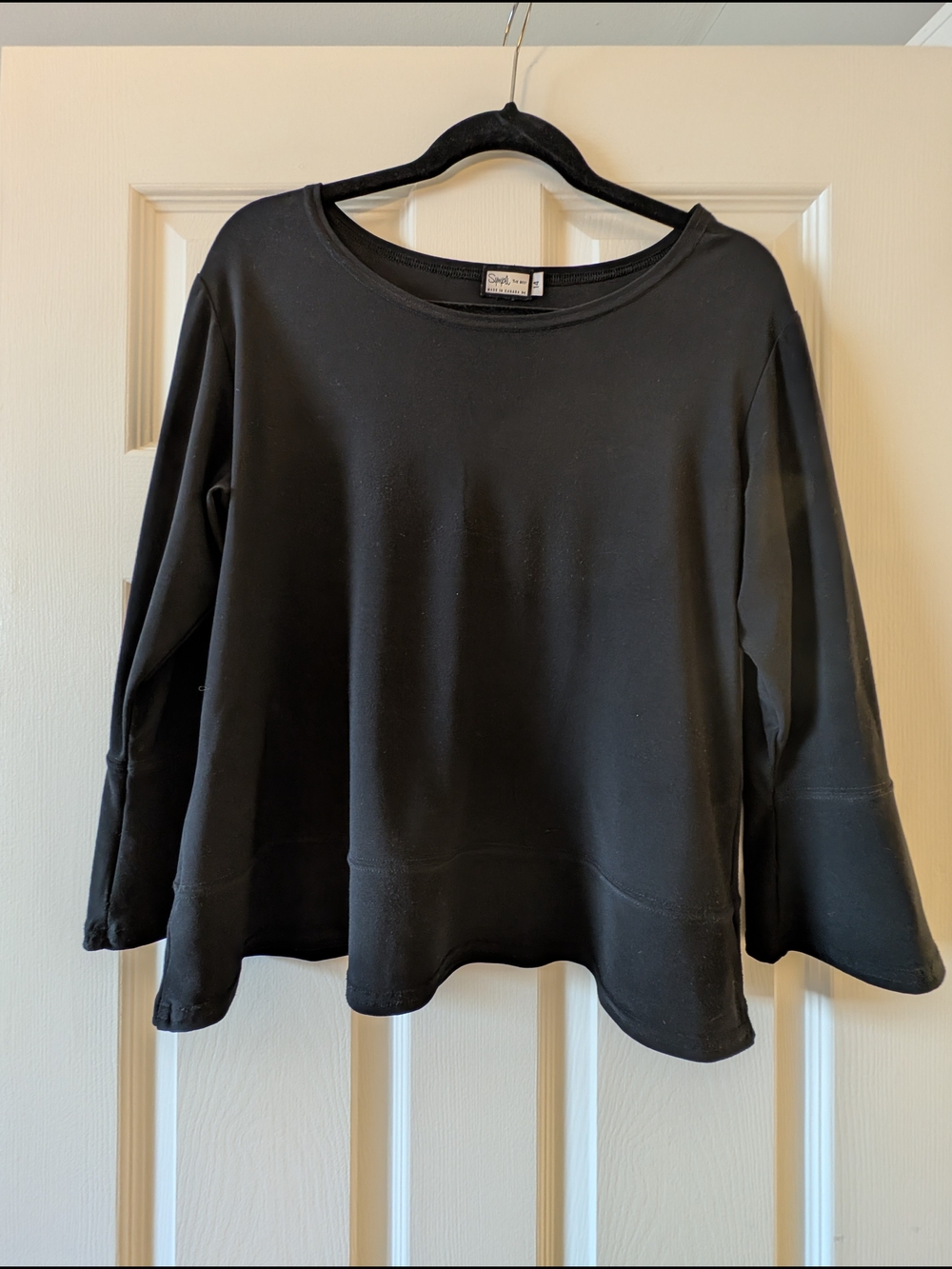 Sympli Black Flared Long-Sleeve Crewneck Flared Hem Top 14